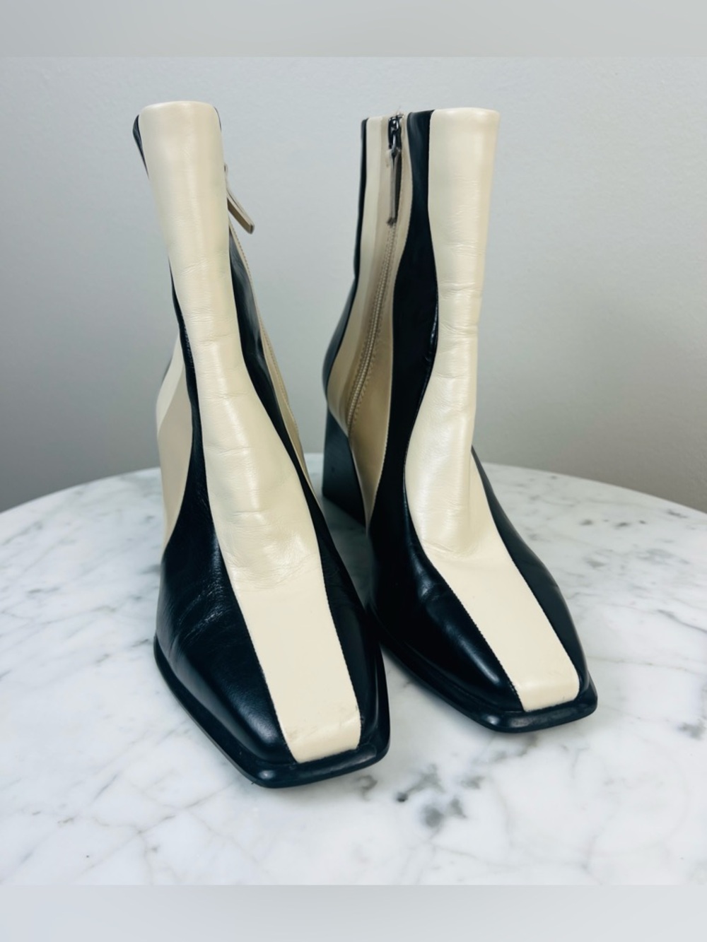 GB “Holy-Grail” Wavy Colorblock Leather Block Heel Booties – Size 9.5 - Picture 2 of 11